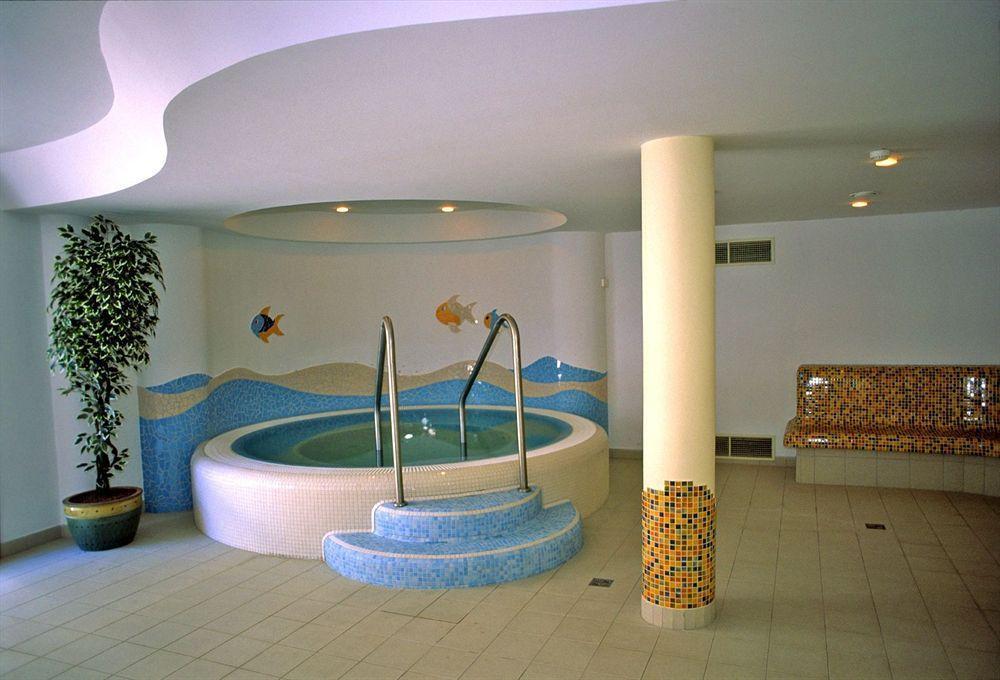 Hotel Kalma, Kalma Villa, Apart Hotel Hévíz المظهر الخارجي الصورة